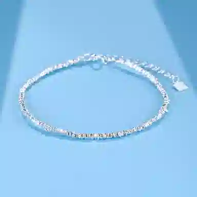 925