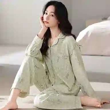 夏芬妍 休闲舒适简约高级感花卉千鸟格满印经典翻领开衫家居服宽松柔软亲肤长袖长裤可外穿睡衣套装 女款 浅绿色