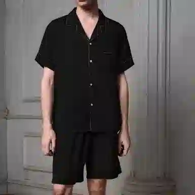 夏芬妍 简约休闲经典百搭纯色冰丝舒适亲肤宽松短袖短裤时尚翻领可外穿家居服睡衣礼盒 男款 黑色