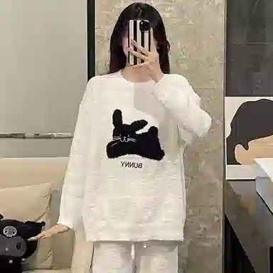 夏芬妍 简约甜美风可爱奔跑小猫咪半边绒圆领家居服加厚亲肤休闲舒适长袖长裤可外穿秋冬款睡衣套装 女款 礼袋装 白色