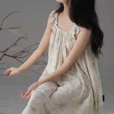 夏芬妍 轻盈舒适柔软侘寂风晕染睡衣家居服休闲亲肤宽松吊带可外穿睡裙 女款 杏色