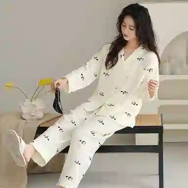 夏芬妍 休闲舒适熊猫满印婴儿棉翻领开衫家居服柔软亲肤可外穿长袖长裤 睡衣套装 女款 杏色