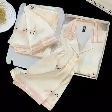 夏芬妍 简约休闲高级感法斗冰丝翻领带胸垫家居服舒适亲肤宽松长袖长裤可外穿睡衣套装 女款 杏色