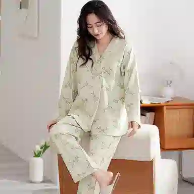 夏芬妍 舒适亲肤竹子满印带胸垫家居服休闲宽松长袖长裤可外穿产前产后月子服睡衣套装 女款 绿色