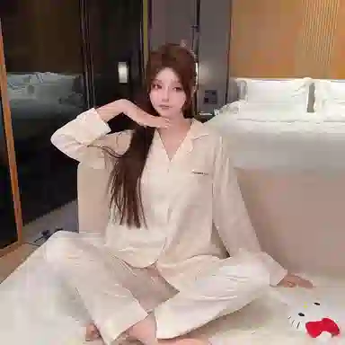 夏芬妍 时尚高级感纯色冰丝翻领家居服简约休闲舒适亲肤宽松长袖长裤可外穿睡衣套装 女款 杏色