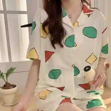 夏芬妍 简约舒适卡通几何图案翻领家居服亲肤宽松休闲短袖短裤长裤三件套可外穿睡衣套装 女款 杏黄色
