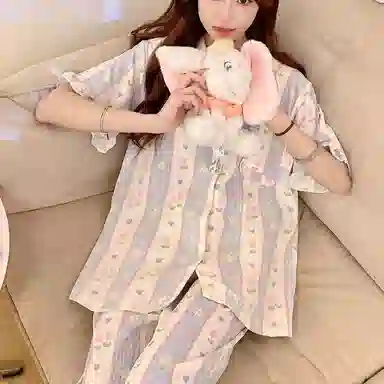 夏芬妍 柔软舒适条纹郁金香碎花云朵棉翻领开衫带胸垫家居服亲肤休闲短袖三件套时尚可外穿睡衣套装 女款 淡蓝色