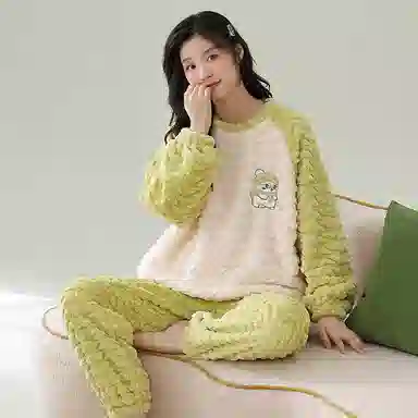 夏芬妍 舒适柔软圆领家居服加厚蓄温保暖长袖长裤可外穿睡衣套装 女款 绿色