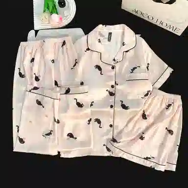 夏芬妍 甜美休闲高级感可爱小猫冰丝翻领带胸垫家居服舒适亲肤宽松短袖三件套可外穿睡衣套装 女款 粉色