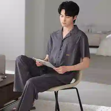 夏芬妍 简约时尚大方柔软舒适规则纹理翻领家居服亲肤休闲短袖长裤可外穿睡衣套装 男款 棕色
