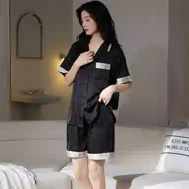 夏芬妍 简约高级感舒适凉感撞色缎面冰雪丝翻领家居服亲肤休闲短袖短裤时尚可外穿夏季薄款睡衣套装 男女同款 黑色