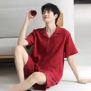 夏芬妍 休闲舒适纯色双层纱婴儿棉翻领开衫家居服柔软亲肤可外穿短袖短裤睡衣套装 男女同款 红色