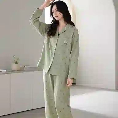 夏芬妍 休闲舒适简约高级感花朵满印经典翻领开衫家居服宽松柔软亲肤长袖长裤可外穿睡衣套装 女款 绿色
