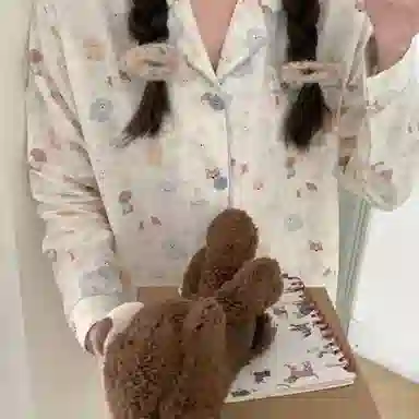 夏芬妍 柔软舒适萌狗乐园云朵棉开衫家居服亲肤休闲长袖长裤可外穿春秋款睡衣套装 女款 杏色
