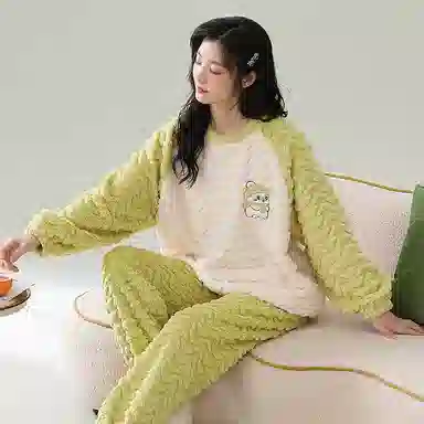 夏芬妍 舒适柔软圆领家居服加厚蓄温保暖长袖长裤可外穿睡衣套装 女款 绿色