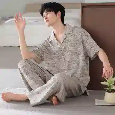 夏芬妍 简约时尚大方柔软舒适横条纹翻领家居服亲肤休闲短袖长裤可外穿睡衣套装 男款 浅棕色