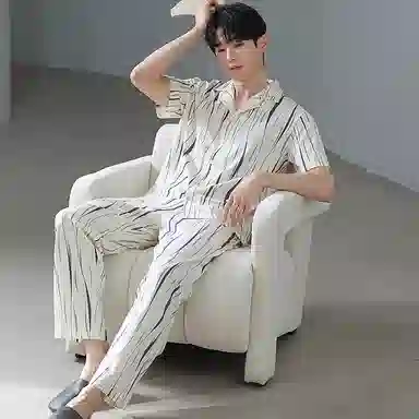 夏芬妍 简约舒适凉感艺术条纹休闲亲肤短袖长裤时尚可外穿翻领家居服睡衣套装 男款