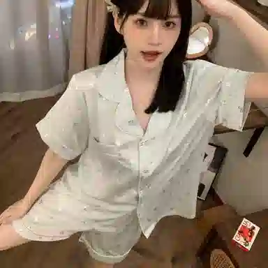 夏芬妍 甜美休闲高级感烫银蝴蝶结冰丝翻领带胸垫家居服舒适亲肤宽松短袖三件套可外穿睡衣套装 女款