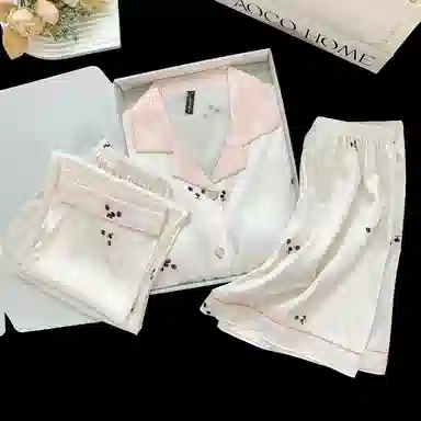 夏芬妍 简约休闲高级感法斗冰丝翻领带胸垫家居服舒适亲肤宽松长袖长裤可外穿睡衣套装 女款 杏色