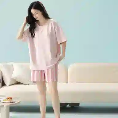 夏芬妍 时尚舒适柔软纯色上衣条纹裤莫代尔棉家居服凉感透气亲肤宽松短袖短裤可外穿睡衣套装 女款 粉色