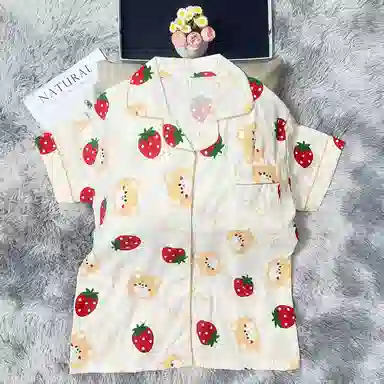 夏芬妍 卡通满印草莓小熊翻领云朵棉短袖短裤家居服可爱舒适休闲简约可外穿睡衣套装 女款 杏色