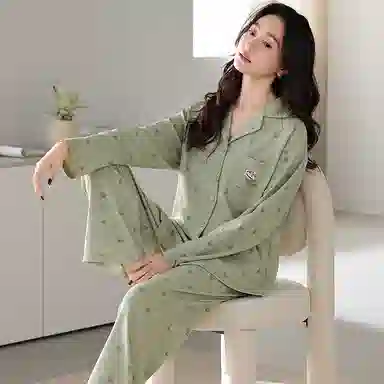 夏芬妍 休闲舒适简约高级感花朵满印经典翻领开衫家居服宽松柔软亲肤长袖长裤可外穿睡衣套装 女款 绿色