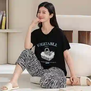 夏芬妍 简约大方柔软字母果篮圆领开衫家居服亲肤休闲舒适短袖长裤可外穿睡衣套装 女款 黑色