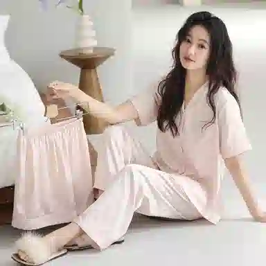 夏芬妍 简约舒适高级感气质提花冰丝翻领家居服亲肤宽松休闲短袖短裤长裤三件套可外穿睡衣套装 女款 粉色