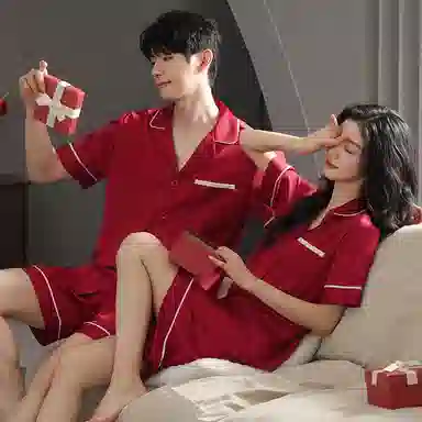 夏芬妍 大红喜庆系列  柔软舒适丝滑结婚本命年翻领冰丝家居服休闲长袖长裤短袖短裤可外穿睡衣套装 男女同款