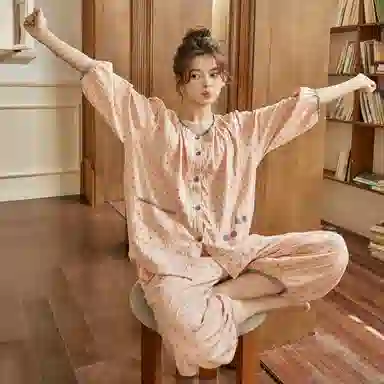 夏芬妍 甜美舒适爱心满印云朵棉带胸垫休闲圆领七分袖开衫家居服宽松可外穿睡衣套装 女款