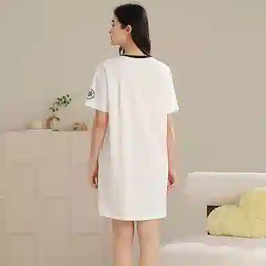 夏芬妍 时尚柔软亲肤海军小熊圆领家居服简约休闲舒适短袖睡衣可外穿睡裙 女款 白色
