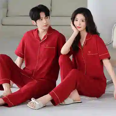 夏芬妍 喜气简约柔软舒适翻领开衫中国红本命年家居服亲肤休闲短袖长裤时尚可外穿睡衣套装 男女同款