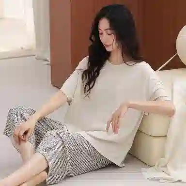 夏芬妍 柔软亲肤透气纯棉圆领家居服舒适休闲凉感简约短袖七分裤可外穿夏季睡衣套装 女款