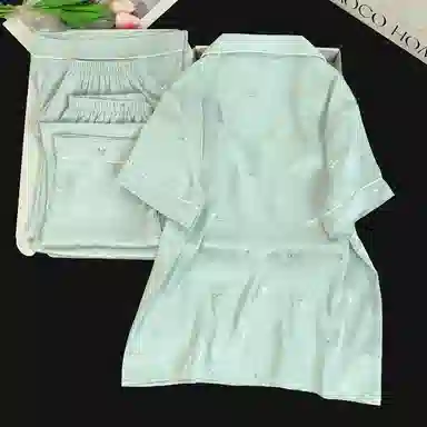 夏芬妍 舒适高级感法斗烫银冰丝翻领亲肤宽松凉感短袖三件套时尚简约带胸垫可外穿家居服睡衣套装 女款