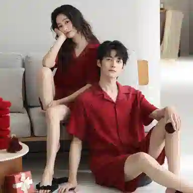 夏芬妍 休闲舒适纯色双层纱婴儿棉翻领开衫家居服柔软亲肤可外穿短袖短裤睡衣套装 男女同款 红色