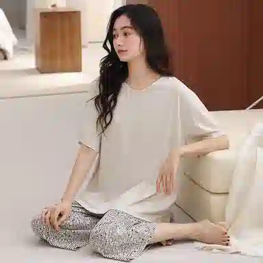 夏芬妍 柔软亲肤透气纯棉圆领家居服舒适休闲凉感简约短袖七分裤可外穿夏季睡衣套装 女款