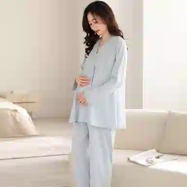 夏芬妍 舒适亲肤纯色带胸垫家居服休闲宽松长袖长裤可外穿产前产后月子服睡衣套装 女款 淡蓝色