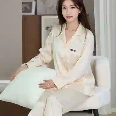 夏芬妍 时尚高级感条纹冰丝翻领家居服简约休闲舒适亲肤宽松长袖长裤可外穿睡衣套装 女款 香槟粉