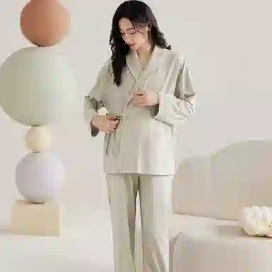 夏芬妍 舒适亲肤纯色带胸垫家居服休闲宽松长袖长裤可外穿产前产后和服月子服睡衣套装 女款 绿色