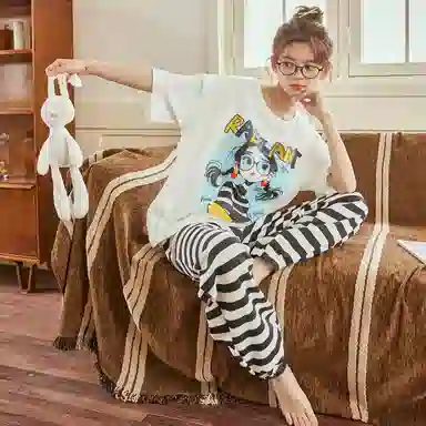 夏芬妍 简约舒适可爱卡通休闲亲肤短袖条纹长裤时尚可外穿圆领带胸垫家居服睡衣套装 女款