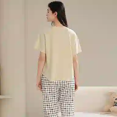 夏芬妍 简约大方柔软蝴蝶结可颂格子裤圆领家居服亲肤休闲舒适短袖七分裤可外穿睡衣套装 女款 浅黄色