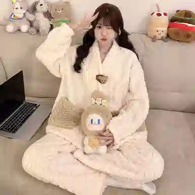 夏芬妍 舒适亲肤柔软可爱小熊开衫珊瑚绒加绒加厚蓄温保暖长袖长裤可外穿睡衣套装 女款 礼盒装 杏色