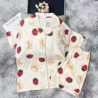 夏芬妍 卡通满印草莓小熊翻领云朵棉短袖短裤家居服可爱舒适休闲简约可外穿睡衣套装 女款 杏色