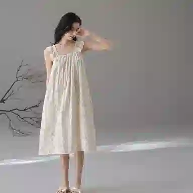 夏芬妍 轻盈舒适柔软侘寂风晕染睡衣家居服休闲亲肤宽松吊带可外穿睡裙 女款 杏色
