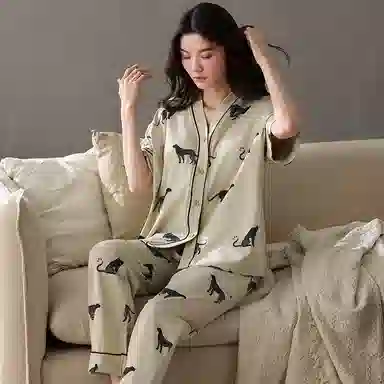 夏芬妍 时尚简约亲肤黑豹满印纯棉带胸垫开衫家居服舒适休闲短袖和服三件套可外穿睡衣套装 女款 绿色