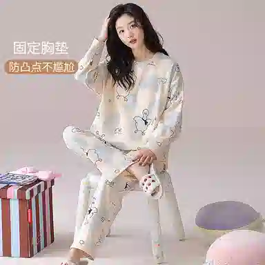 夏芬妍 时尚简约休闲快乐鸭鸭满印带胸垫圆领亲肤舒适长袖长裤可外穿睡衣套装 女款 杏色
