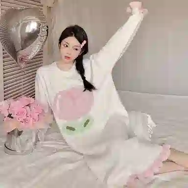 夏芬妍 简约甜美柔软亲肤郁金香花边半边绒家居服加绒加厚蓄温保暖长袖可外穿秋冬款睡裙 女款 白色