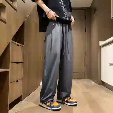 ZWWWZ