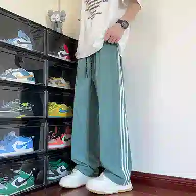 ZWWWZ