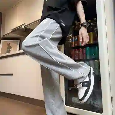 ZWWWZ